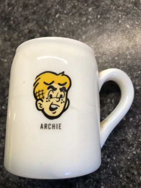 VTG Archies Comics Mug Mini 1970’s Milk Glass Shot Glass Size 2.5” Mad Face