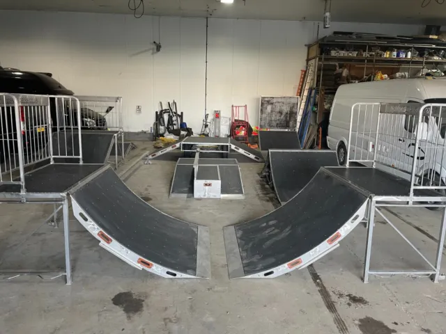 Skate Park Mobile Incs Half Pipe, Quarter Pipe, Ramps, Grind rail etc see photos