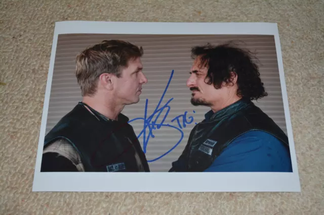 KIM COATES signed Autogramm In Person 20x25 cm SONS OF ANARCHY Tig