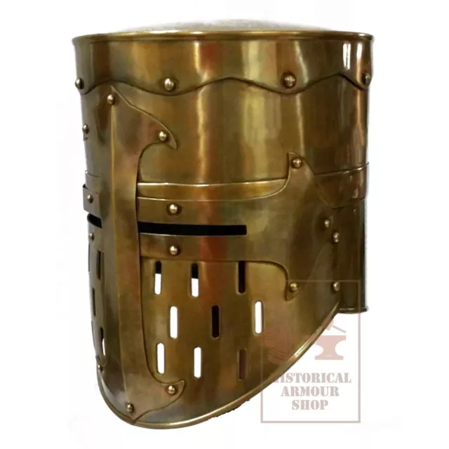 Halloween Mittelalterlicher Templerhelm aus Messing. Antiker...