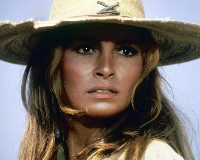 RAQUEL WELCH WEARS Mexican straw hat as Sarita 1969 100 Rifles 8x10 ...