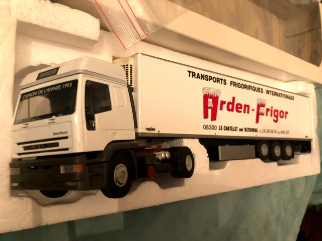 LE3094 LBS ELIGOR 11183 1/43 1:43 Camion Iveco Scuderia Ferrari