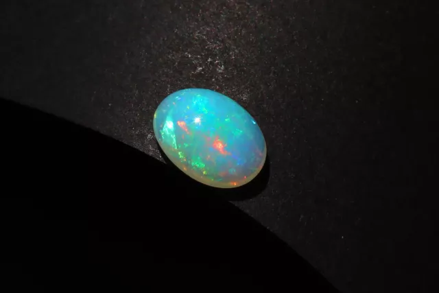 1.3ct. Weiß Äthiopische Opal Feuer Edelstein Oval Schmuck Herstellung Cabochon