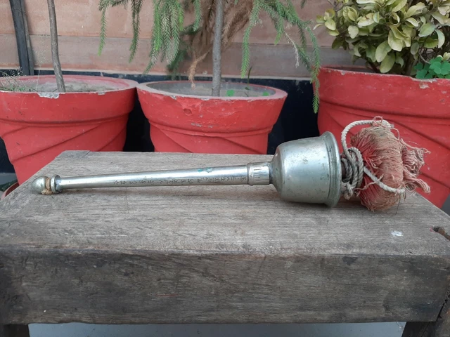 Vintage Allemand Argent Forgé à la Main Jain Religion Temple Chanvar Poignée Fan