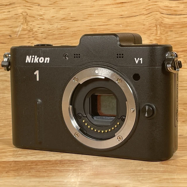 Nikon 1 V1 Black 3" Display 10.1MP CMOS Sensor Mirrorless Digital Camera