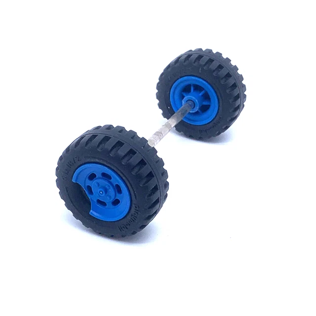 Roues Avec Pneus Souples Pour Camion PLAYMOBIL Sunset Express (ref 3817) - Pièces D'occasion, Lot Peut Varier
