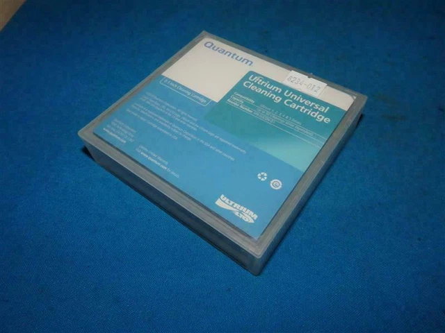 Quantum MR-LUCQN-01 Ultrium Universal Cleaning Cartridge
