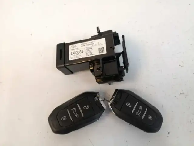 Interruptor de encendido y llave Citroen C4 Grand Picasso 1.6 diésel 2015  9800630080