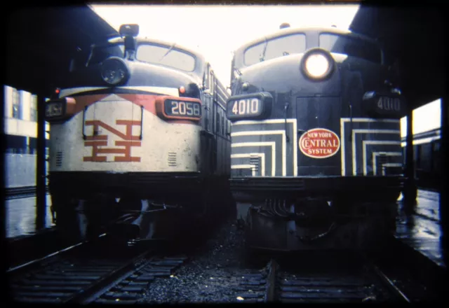 Duplicate Railroad Slide DSLD NH 2058 FL9 + NYC 4010 E7 Boston MA 10/62