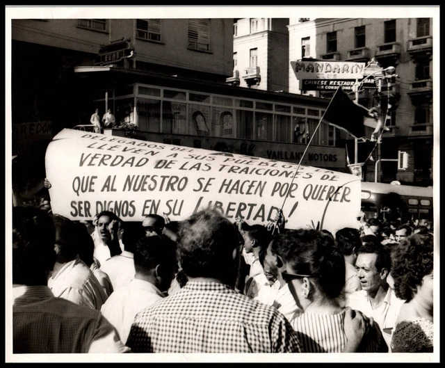 CUBA CUBAN VEDADO STREET SCENE MANDARIN 23&M 1950s ORIG VINTAGE PHOTO J