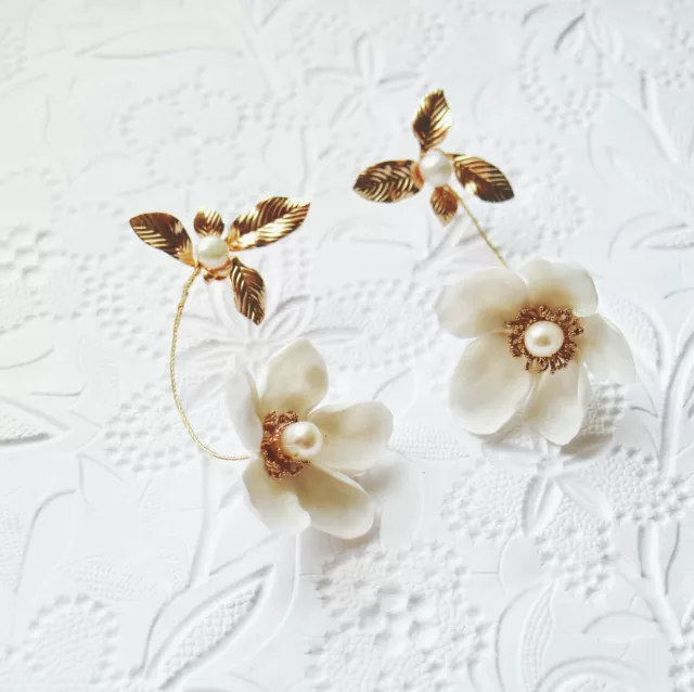 White Rose Floral Earring w. Freshwater Pearl in Gold | Handmade |