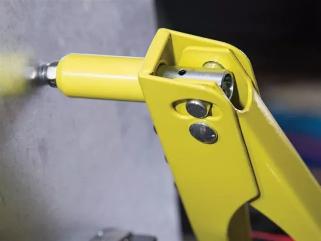 BlueSpot Tools - Pistolet à riveter à la main + 60 rivets