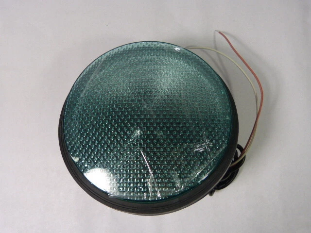 eoi TRV-G08SG-D1T Circular Incandescent Traffic Signal - Green ! NEW NO PKG !