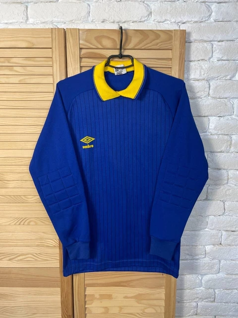 How to spot a fake Umbro shirt - Football Shirt Collective