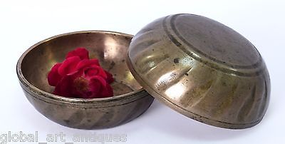 Authentic Rare Collectible Decorative Bronze Round shape Trinket Box. G27-24