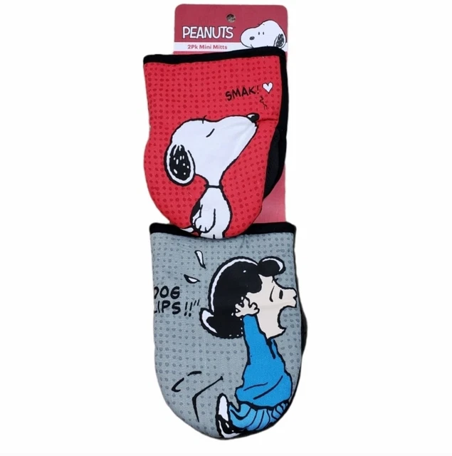 2021 PEANUTS 2PK Mini Mitts Snoopy Kisses Lucy Running Smak Dog Lips