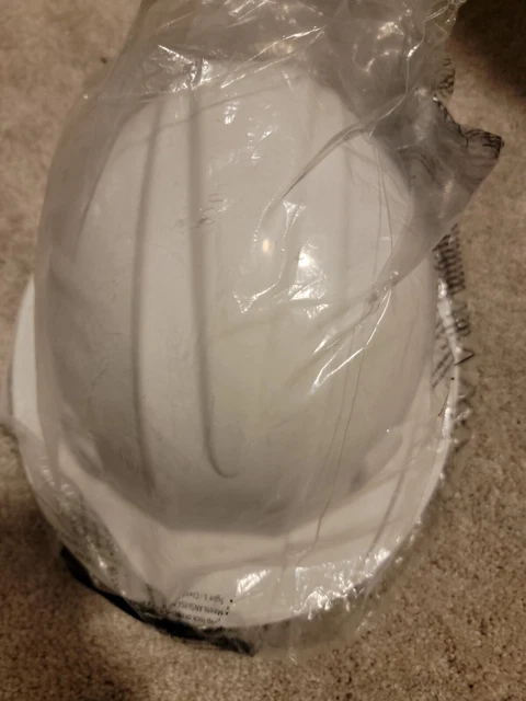 Pyramex HP24110 Full Brim Hard Hat 4 Point Ratchet Suspension - White