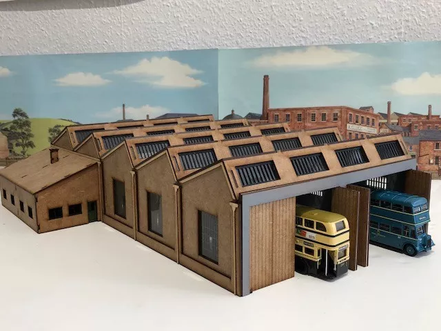 Laser Cut OO Gauge Model Railway Bus Garage Shed 1:72 Scale Wooden Kit