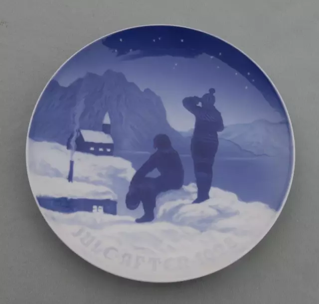 B&G Bing & Grondahl 1928 Christmas Plate - Eskimos