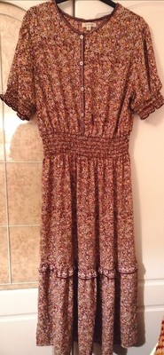 Gorgeous*Max Studio*Floral Maxi Long Dress  Size X-LARGE .