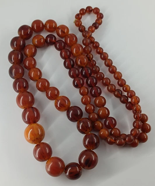 Collier Vintage Ancien En Ambre, Bakélite Et Résine - Bijou Rétro, Pierre Dominante Ambre - Occasion