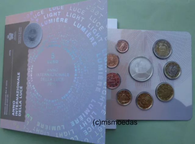 San Marino Off. Kursmünzensatz 2015 KMS mit 1 Cent-2 Euro+5 € Silber Licht FDC