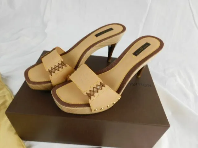 LOUIS VUITTON LEATHER MULES HEELS 37.5-7.5 TAN ITALY $1450- 9.5L WHITE  SLIDES
