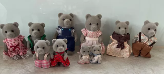 Sylvanian Families Grey Bear (Evergreen) Complete Family