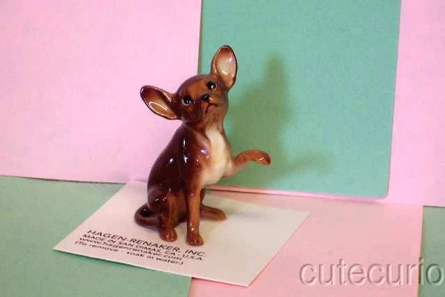 Hagen Renaker CHIHUAHUA Large Brown # 10191 ceramic dog figurine