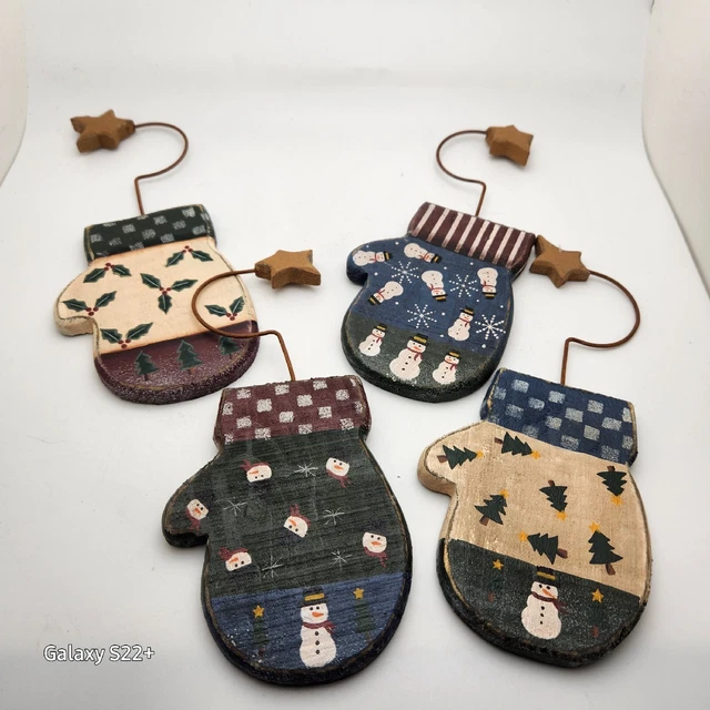 Vintage Folk Art Primitive Wood Mitten Ornament Set Metal Hook Hand Painted