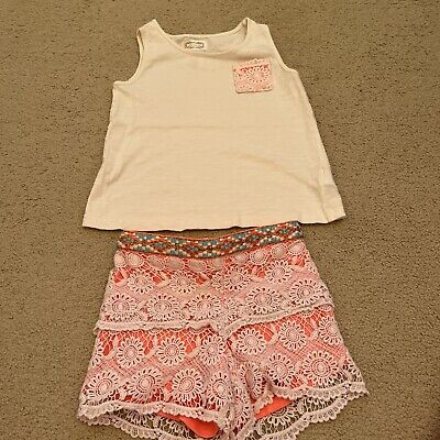 Girls age 3-4 years shorts and vest set