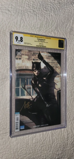 Catwoman #1 cover B CGC 9.8 SS signed Stanley Artgerm Lau