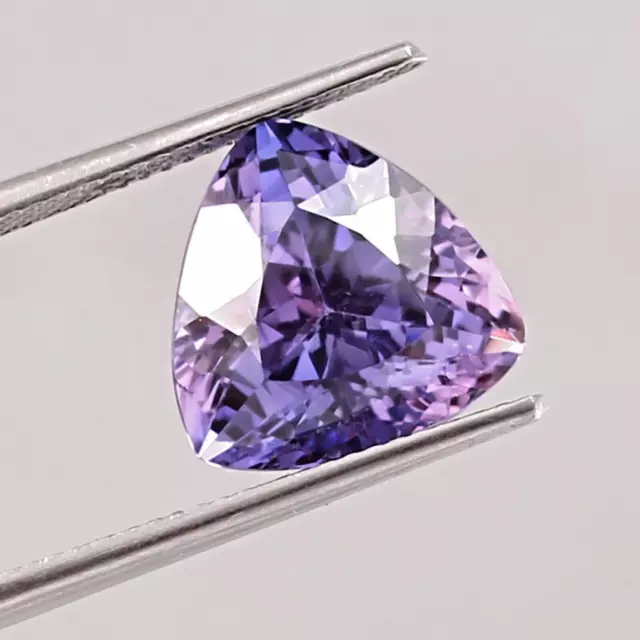 9.25 CT AAA Stunning Iolite Blue Purple Natural Certified Gemstone Trillion Cut