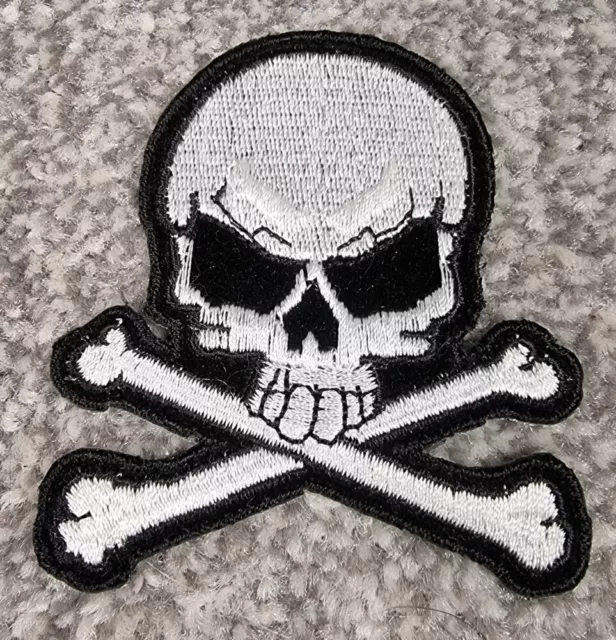 Skull & Crossbones Patch White Iron On Sew On Embroidered Badge Biker Metal 70mm