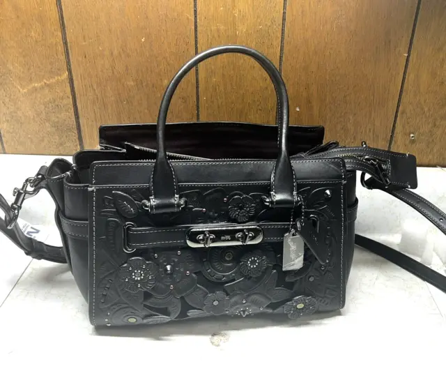 COACH Women's Purse Tea Rose Tooling with Applique Refresh Swagger 27 Dk/Black