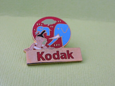 Pin's Pins Pin KODAK LES VOLEURS DE COULEUR TOUTES LES COULEURS DU MONDE TOP 
