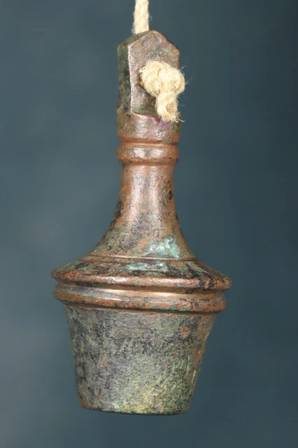 Perico plomada bronce S.XVII. Bronze plumb bob 17th Century
