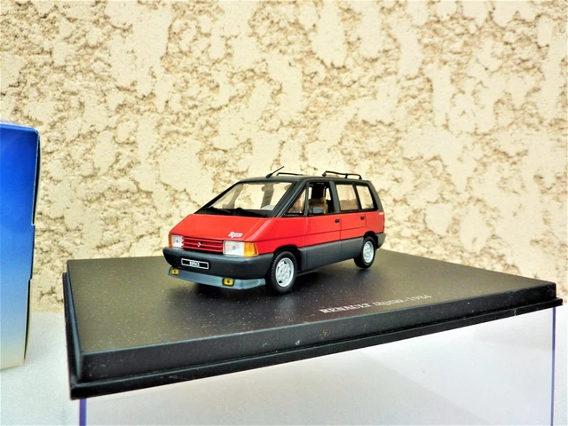 Renault Espace 2000 TSE 1984 Rouge Piment 1/43 Universal Hobbies réf: 2232