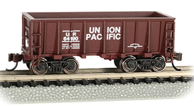 Bachmann-Ore Car - Flat-Bottom - Ready to Run -- Union Pacific (Boxcar Red) - N