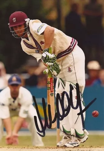 SOMERSET CRICKET: JAMES HILDRETH SIGNED 6x4 ACTION PHOTO+COA