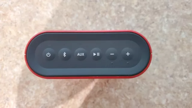 BOSE SOUNDLINK COLOR Bluetooth Speaker - Red - Fully Tested Works $50. ...