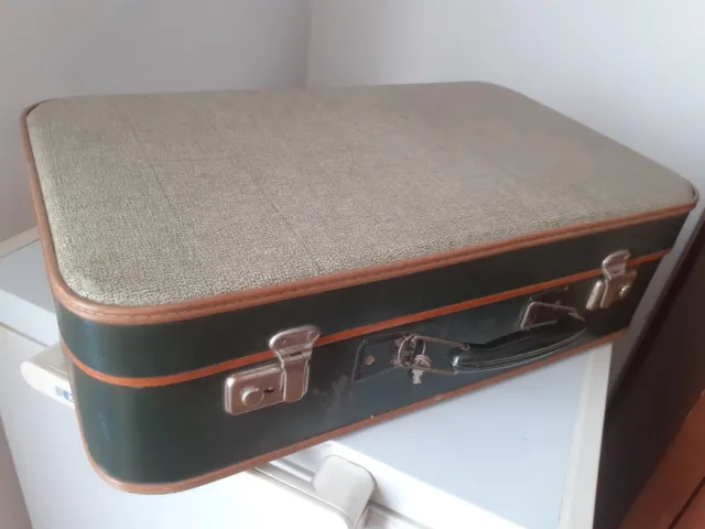 vecchia ed antica valigia vintage d'epoca  da collezione