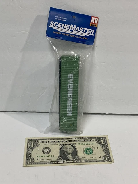 NEW Walthers Corrugated Container w/Flat Roof Evergreen HO Scale