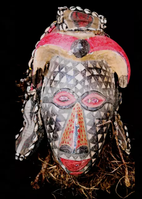 Old Tribal Kuba Bwoom   Mask    --- Congo BN 6