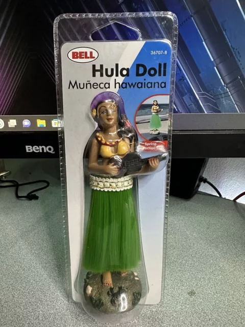 Bell Automotive Hula Girl Doll for Vehicle Dashboard Model 36707 Muneca hawaiana