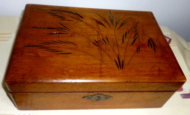 Boîte à Bijoux à Musique - Bois, Nacre Et Laque De Chine - Occasion - Objet Décoratif Vintage