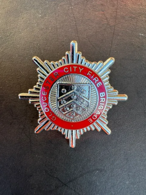 OBSOLETE Gloucester City Fire Brigade Service Enamel Cap Hat Uniform Badge