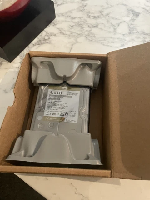 thumbnail image 2 of Dell 4TB 7.2K SAS 12Gbps Hard Drive - MG04SCA40EN (00F9W8 / 0F9W8) - 3.5 LFF With Caddy - Used 2 of 4