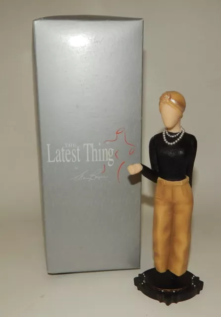 Willitts Designs The Latest Thing Figurine Style Sensation- The Socialite - MIB