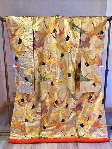 Japanese Kimono Uchikake Wedding Pure Silk  japan 717